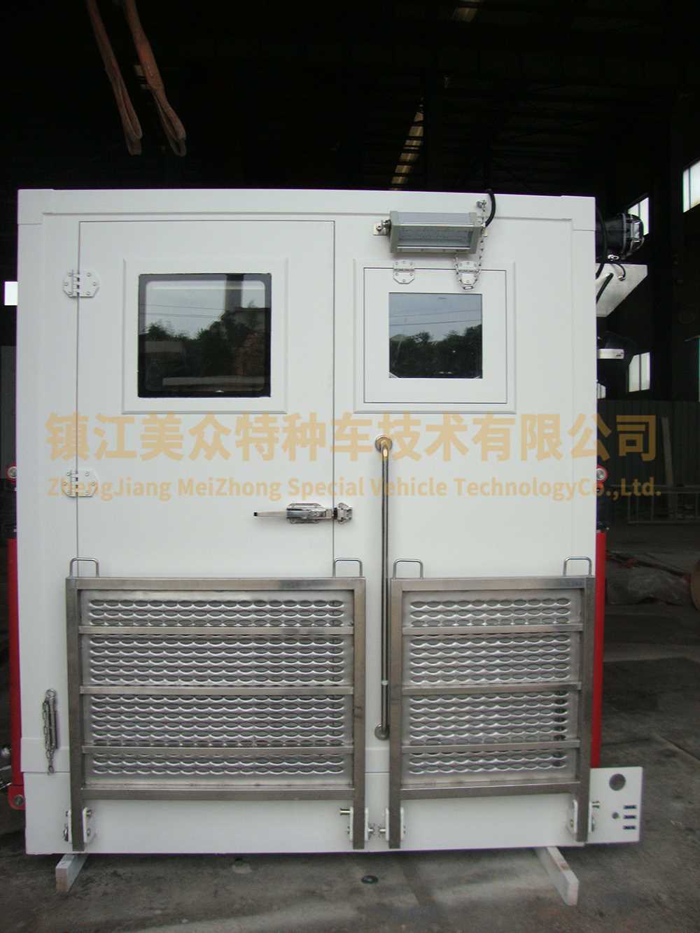 ����������